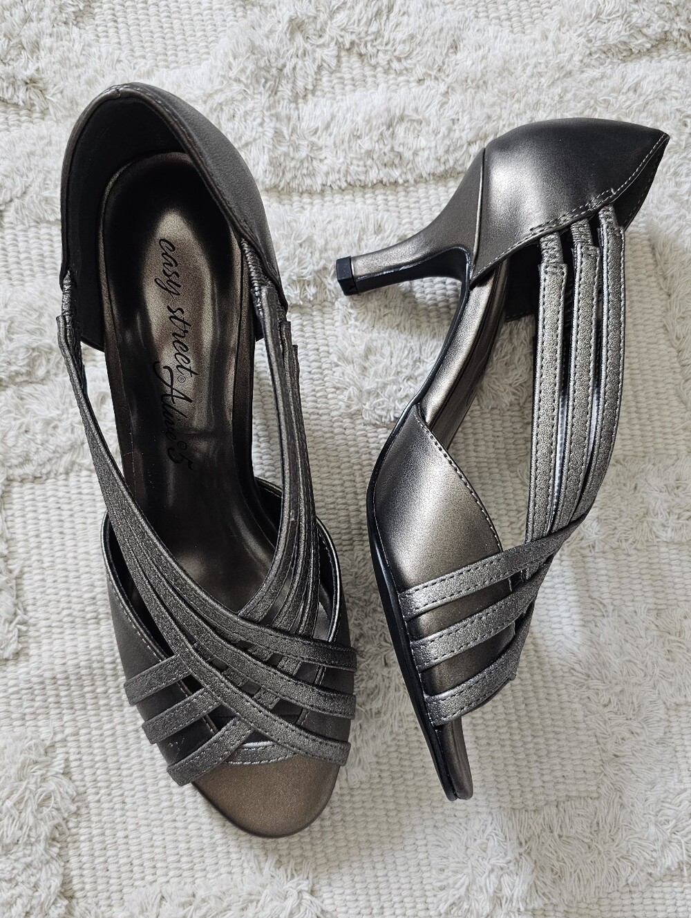 Metallic Silver Strappy Peep-Toe Heels Dance NWT